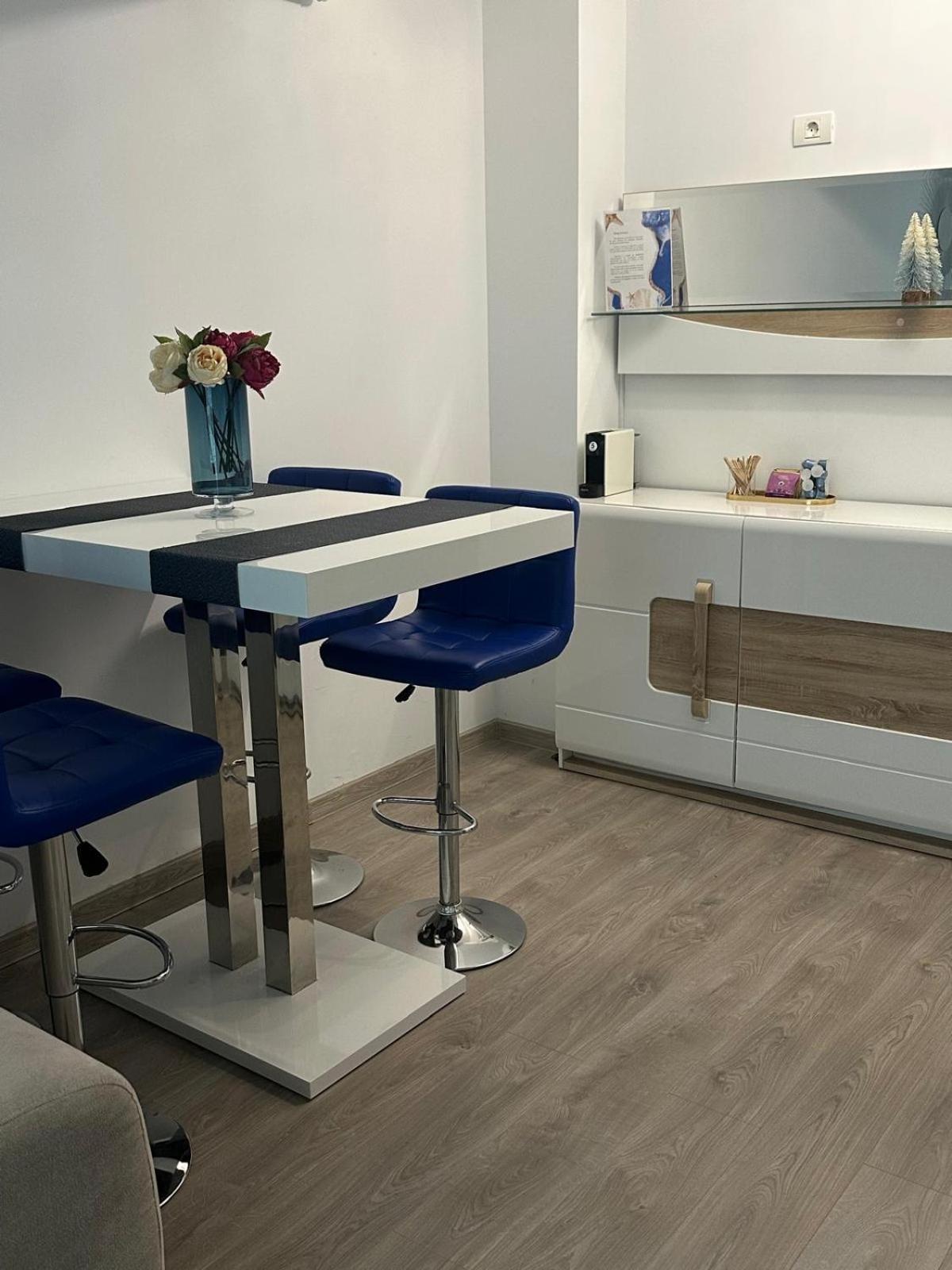 Sea View Luxury Apartament Нэводари Экстерьер фото